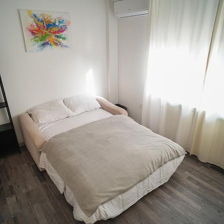 Penthouse With Huge Rooftop Terrace & City View ブカレスト エクステリア 写真