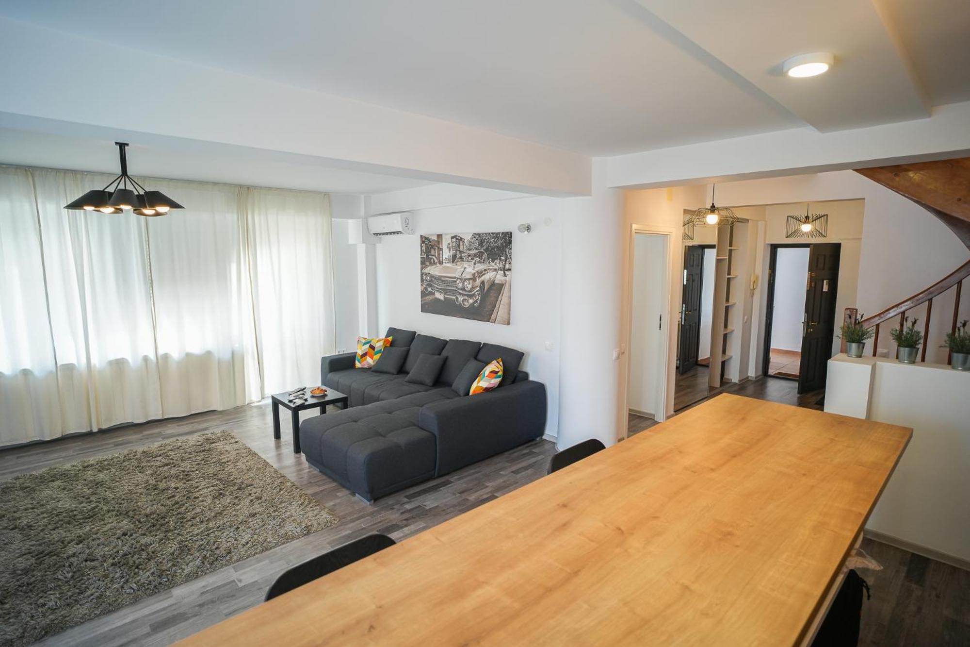 Penthouse With Huge Rooftop Terrace & City View ブカレスト エクステリア 写真